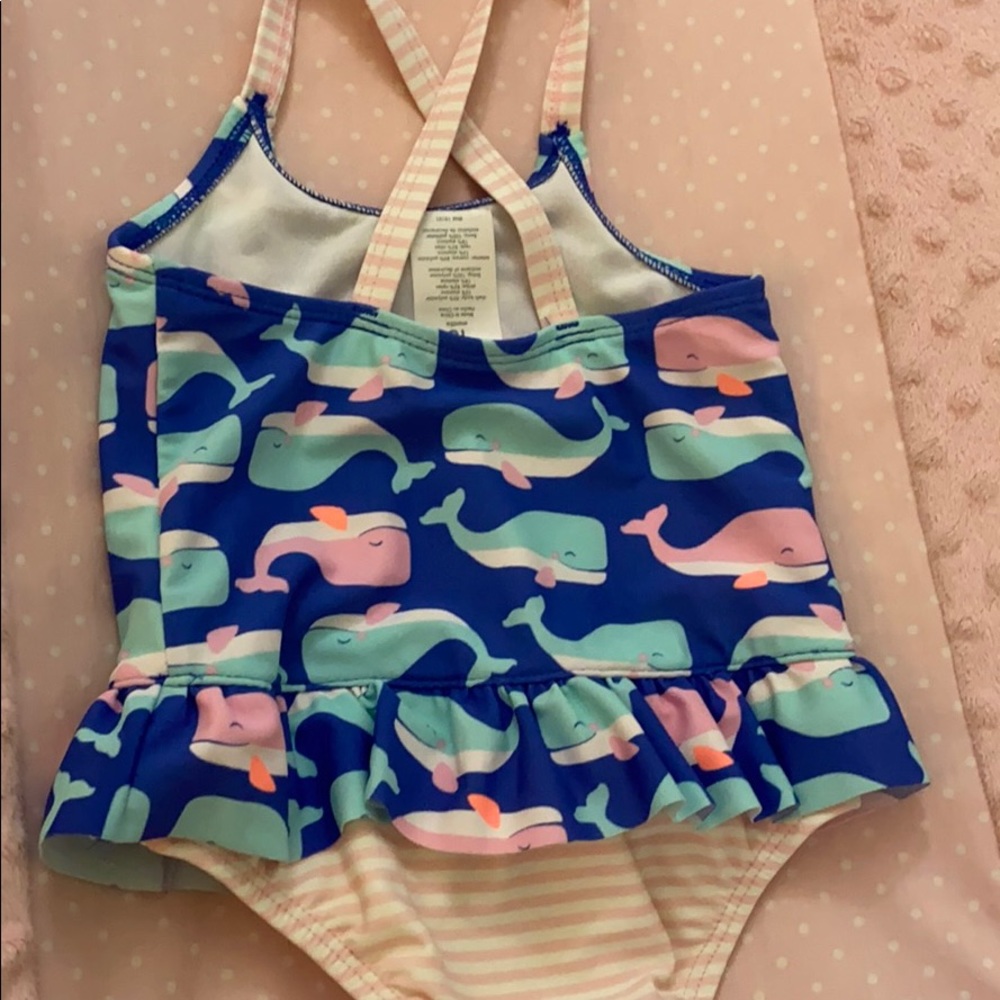 Swimsuit - Picture 3 of 4